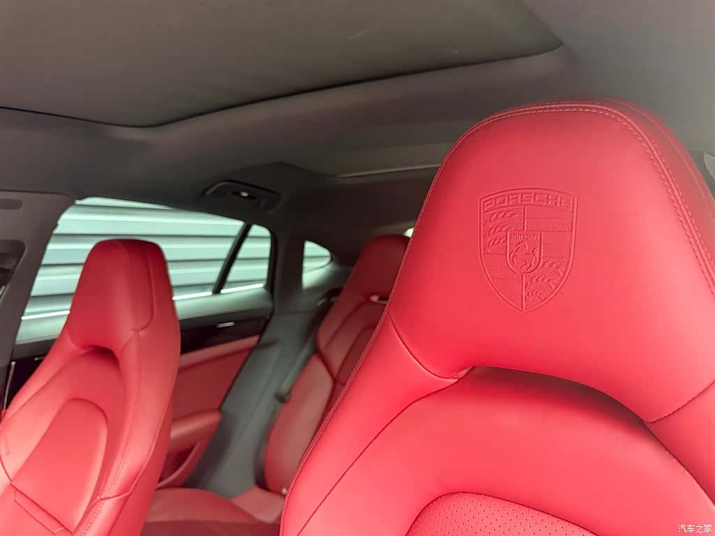 Porsche Panamera, 2022 11