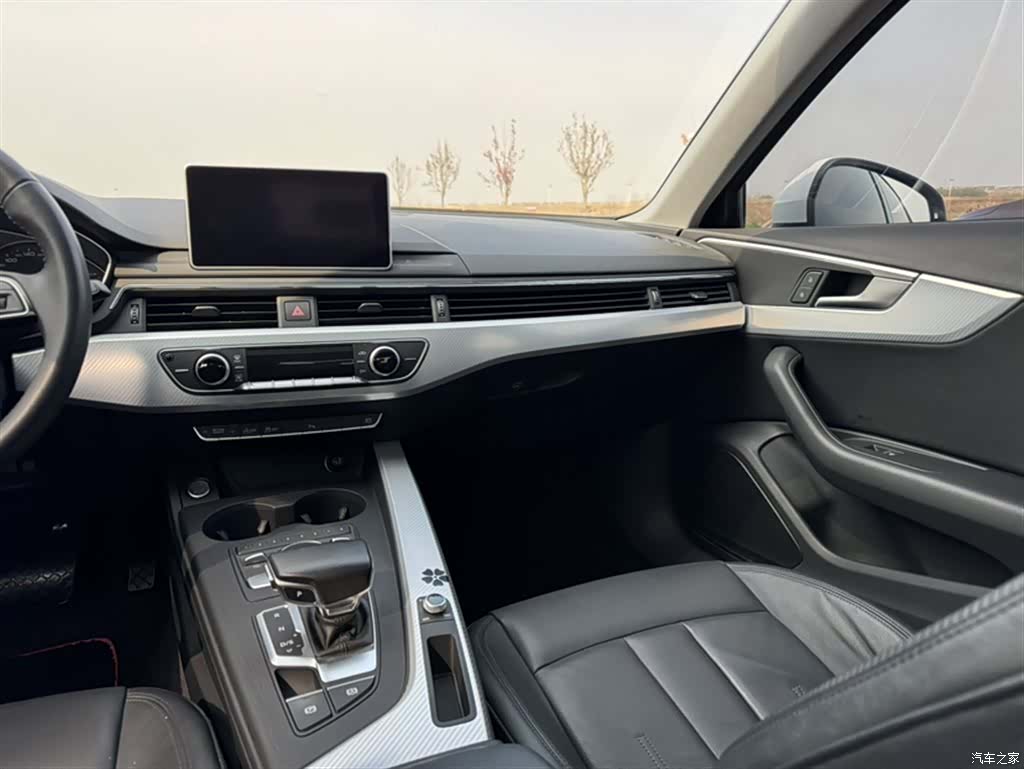 Audi A4L, 2017 11