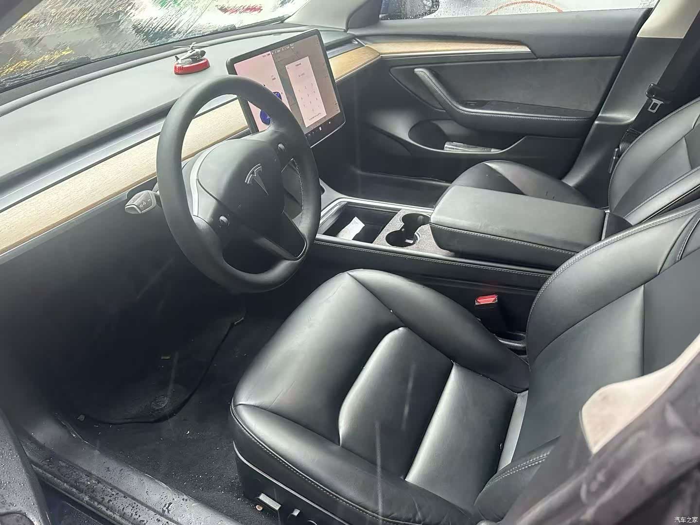 Tesla Model 3, 2021 4