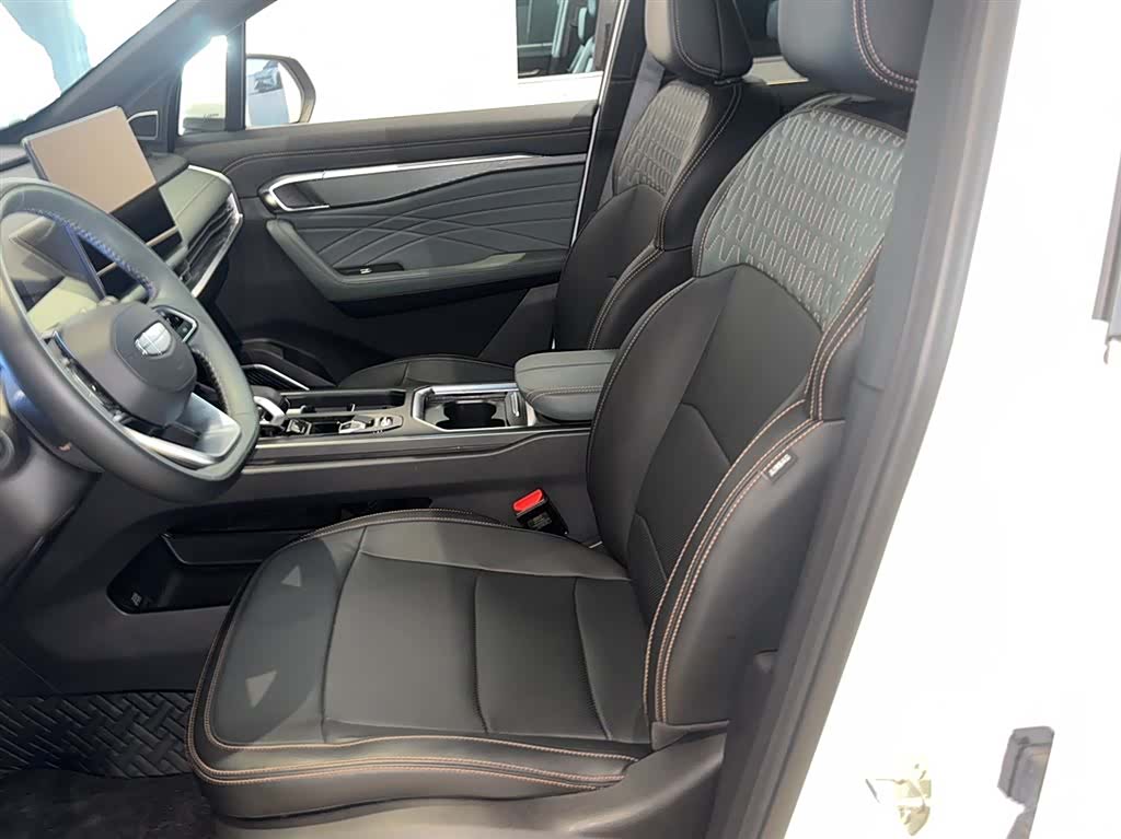 Geely Haoyue, 2025 11