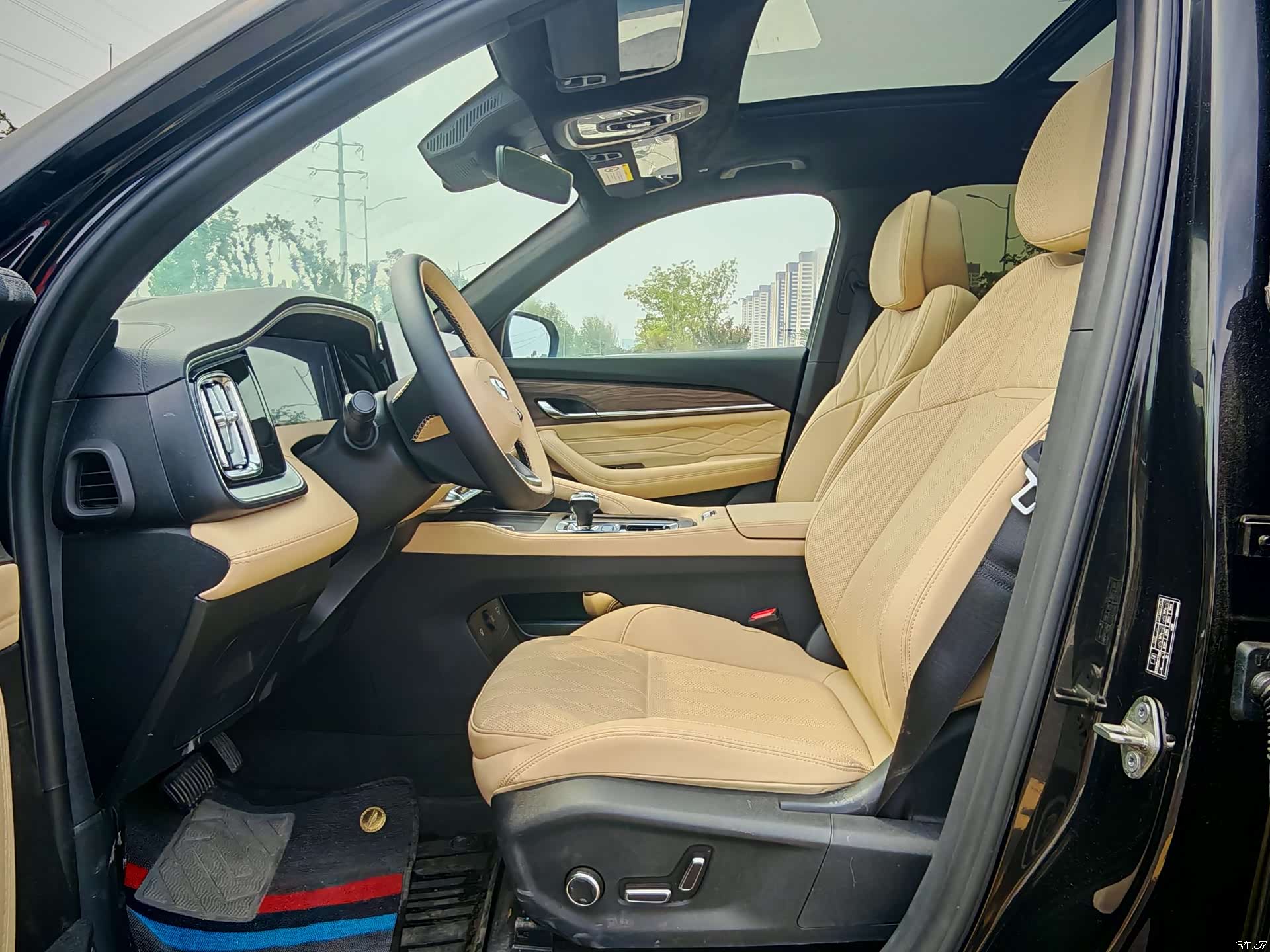 Geely Xingyue L, 2025 7