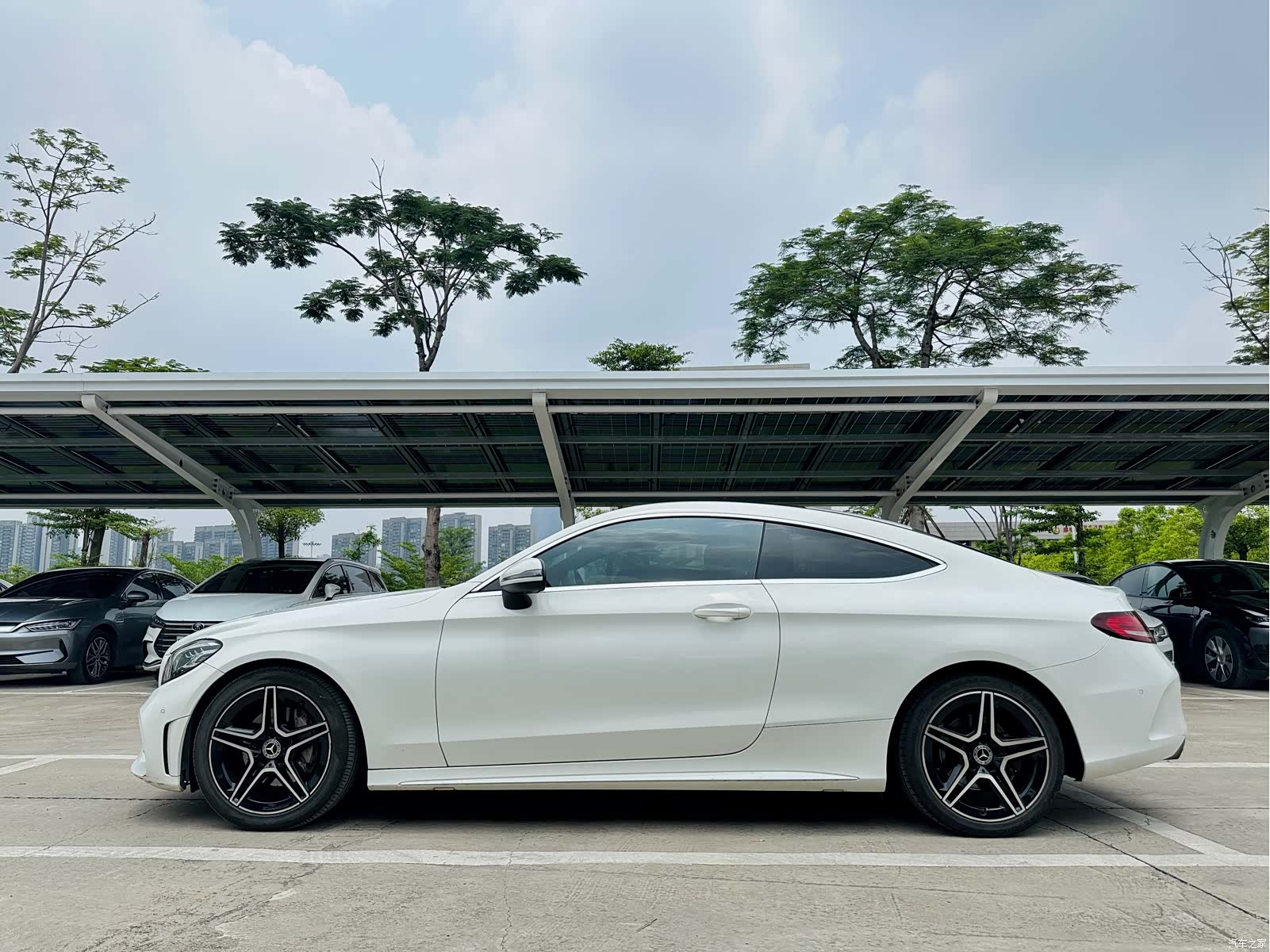 Mercedes-Benz C-Class, 2019 4