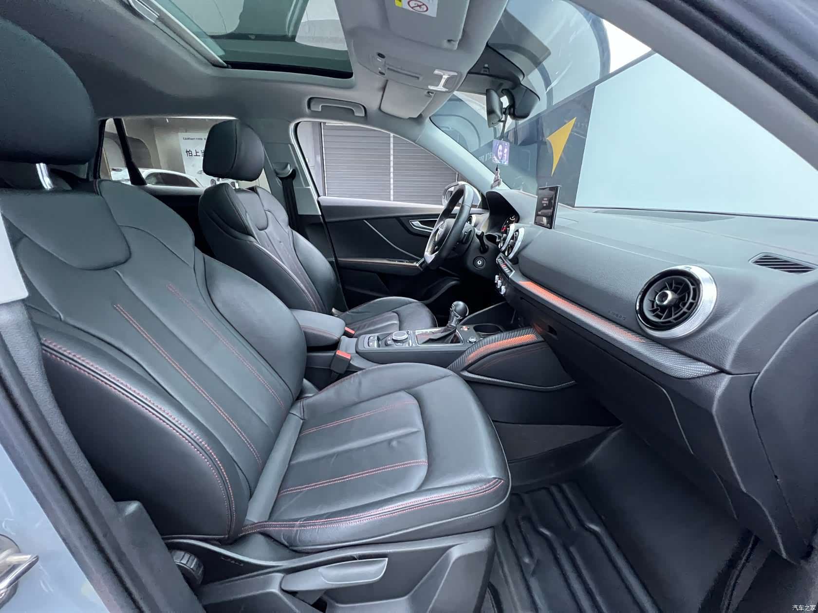 Audi Q2L, 2021 17