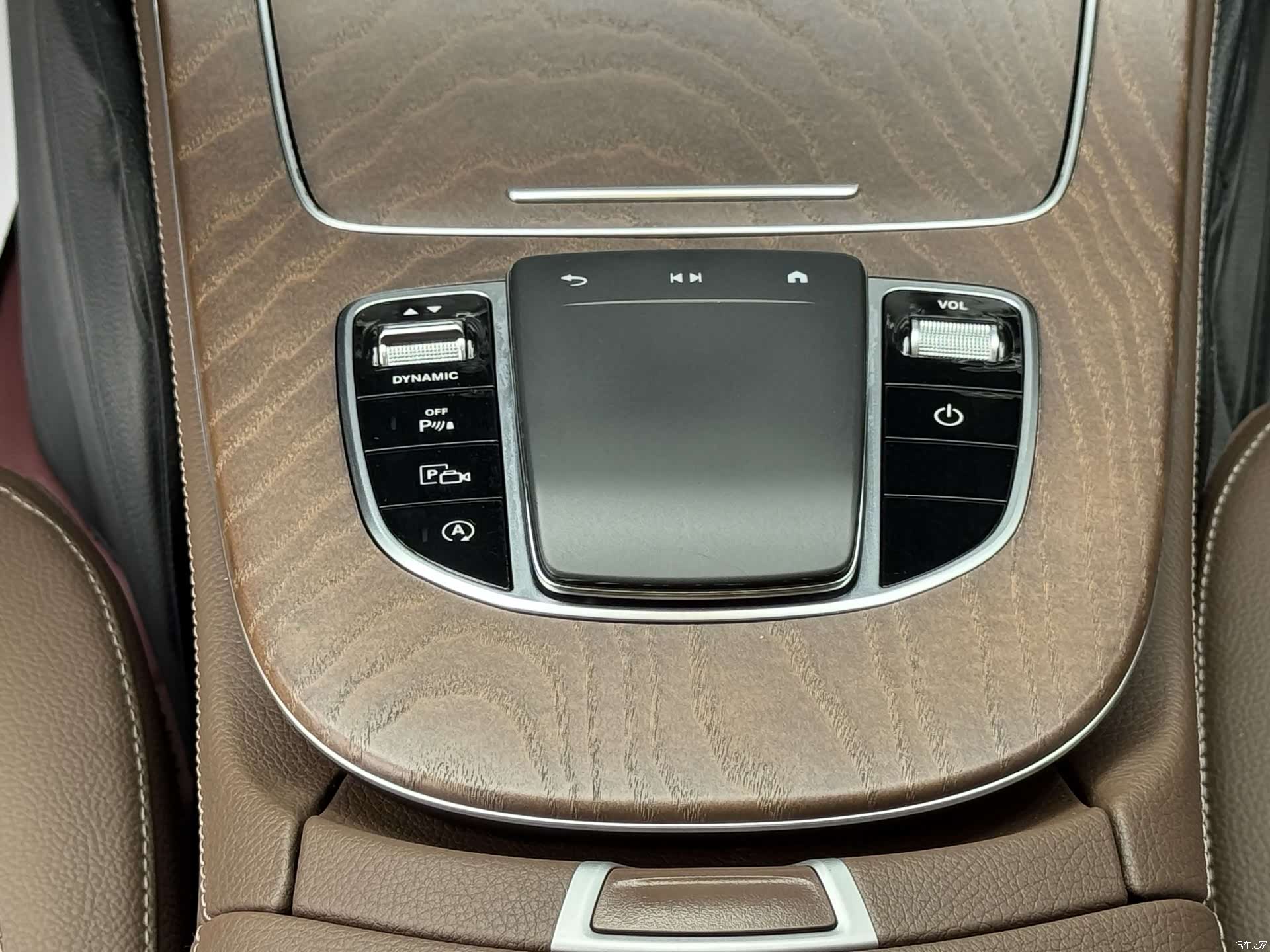Mercedes-Benz E-Class, 2020 15