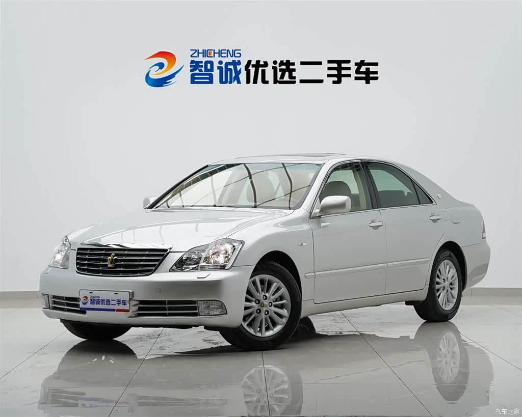 Toyota Crown, 2008 1