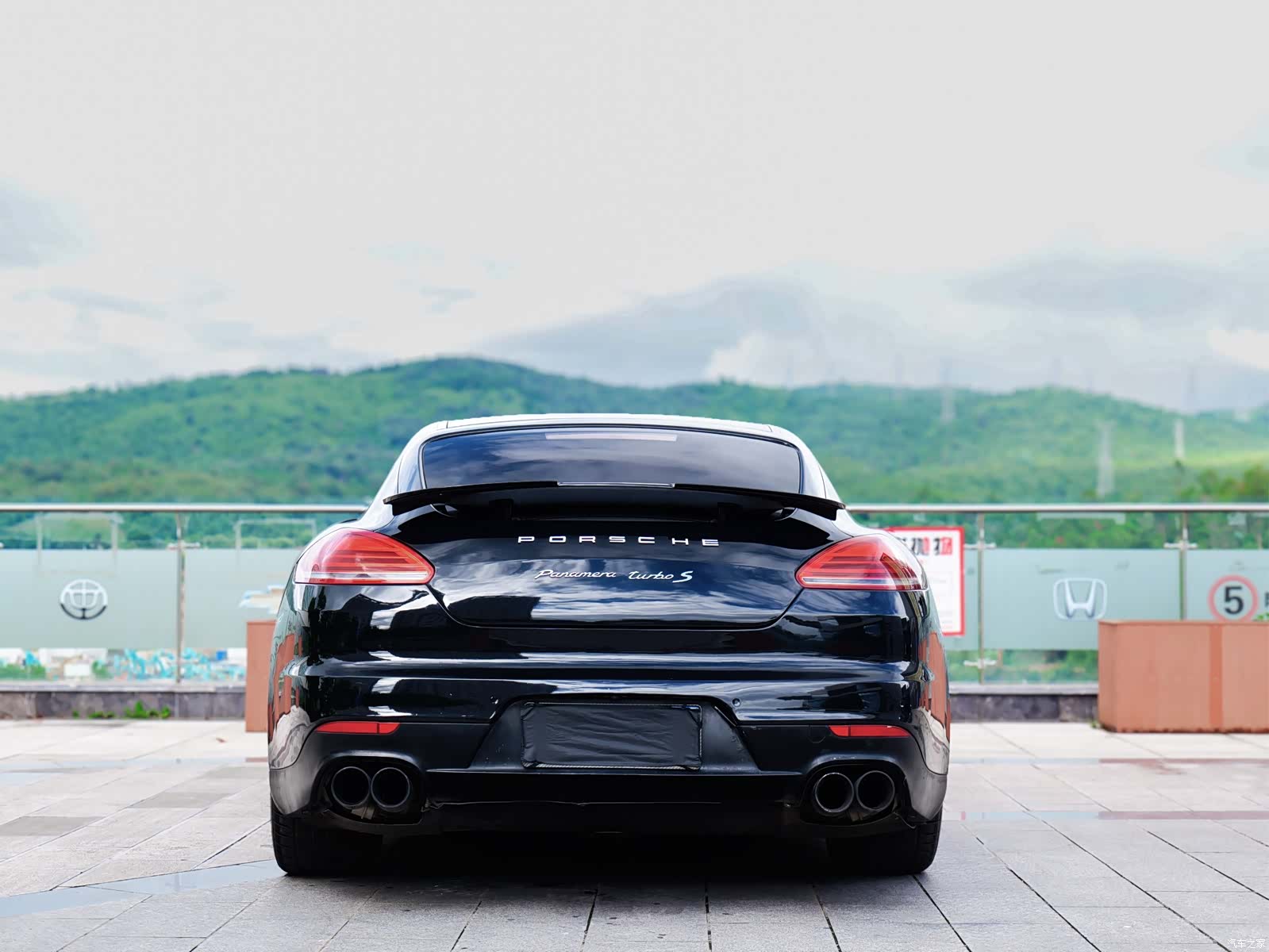Porsche Panamera, 2010 все фото