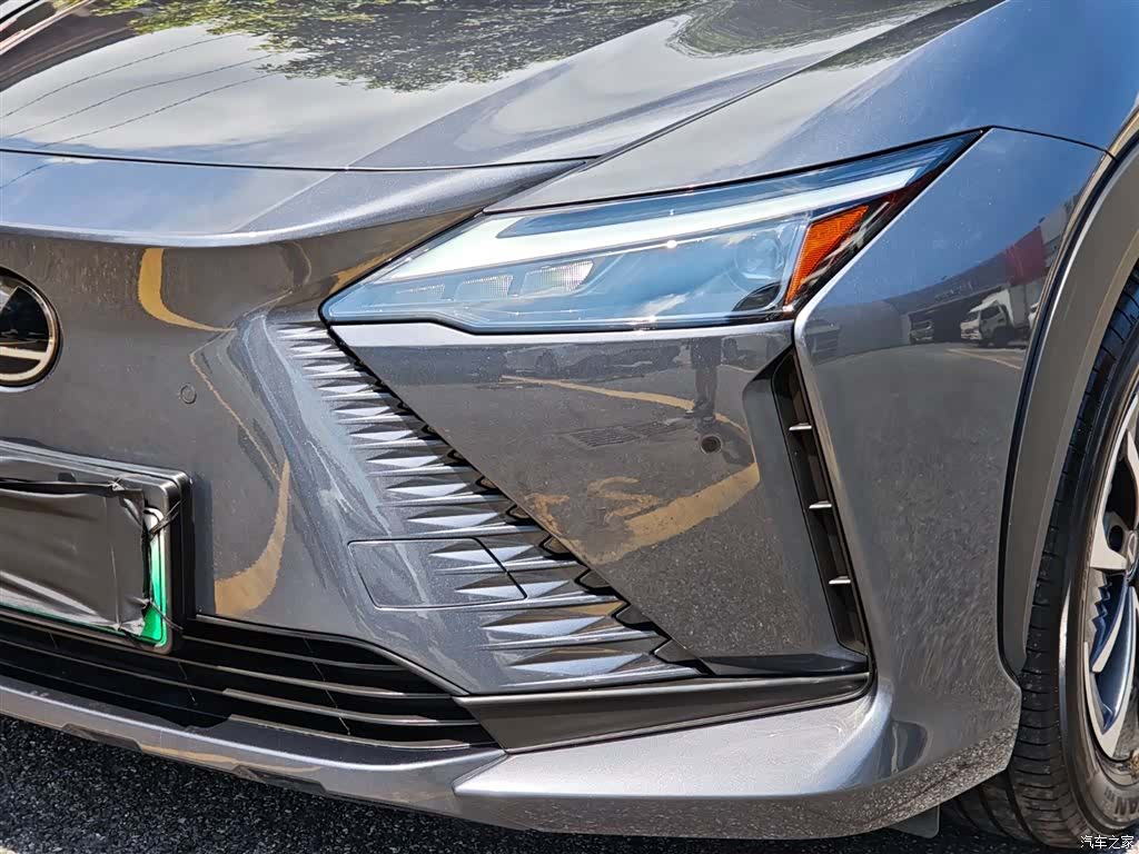 Lexus RZ, 2023 9