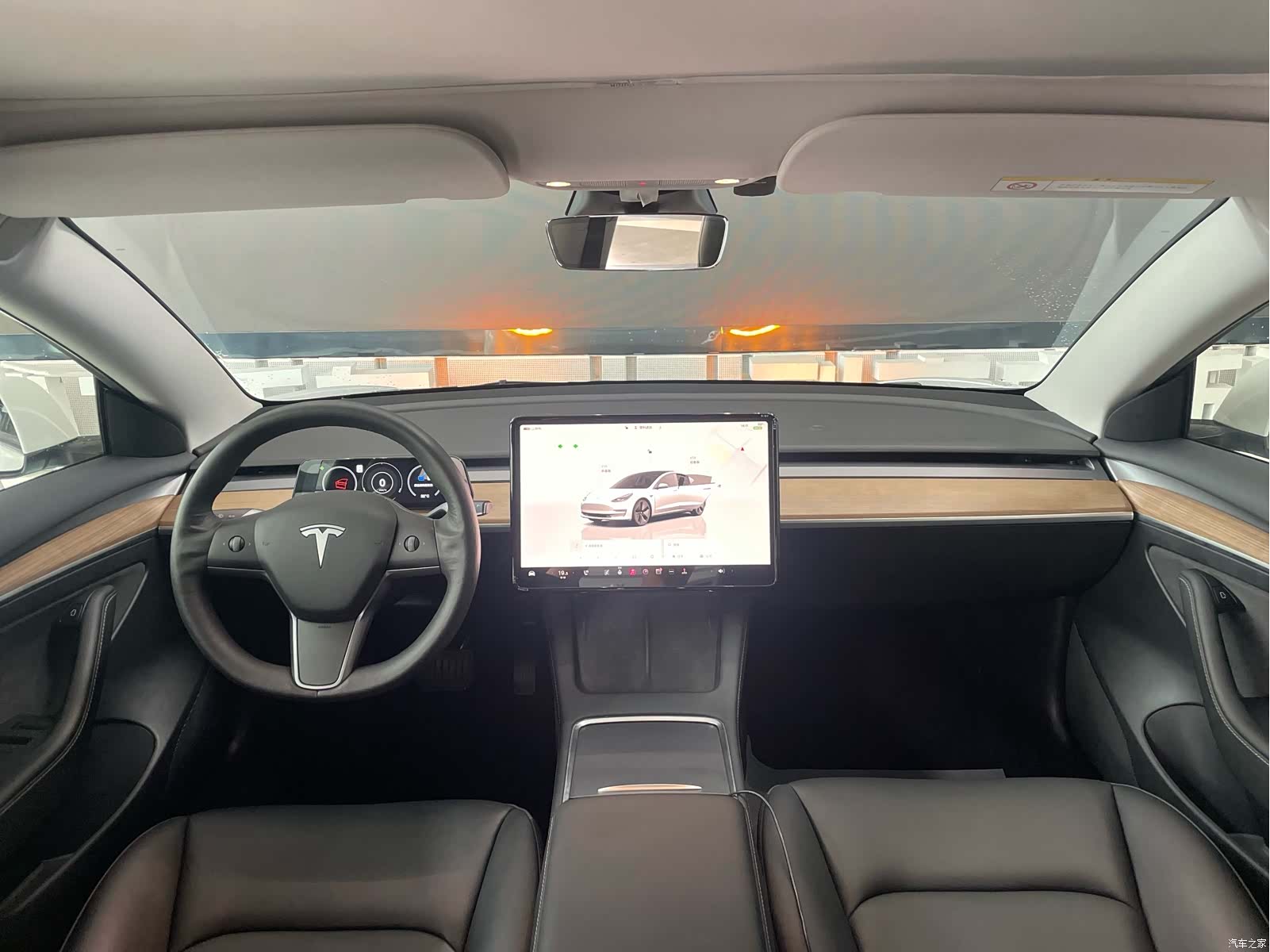 Tesla Model 3, 2022 12