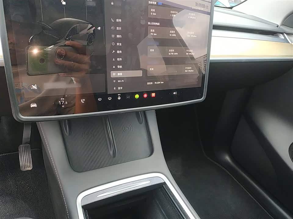 Tesla Model Y Tesla Model Y