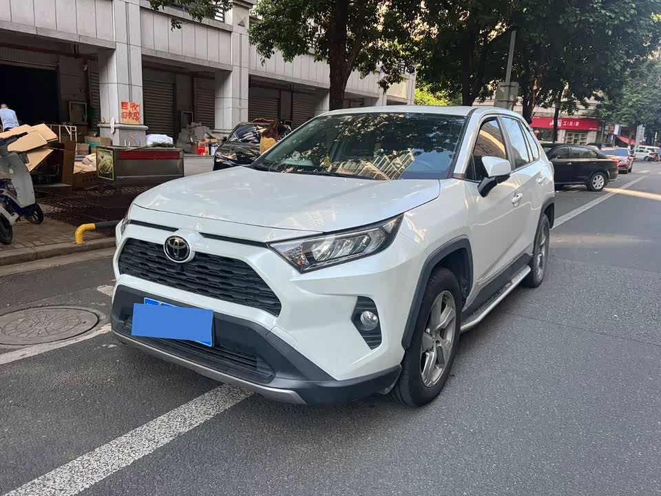 Toyota RAV4 Rongfang