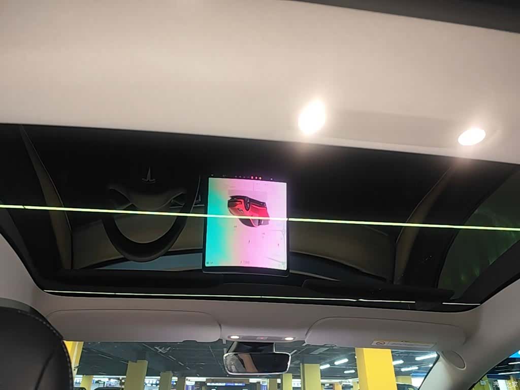Tesla Model 3, 2023 18