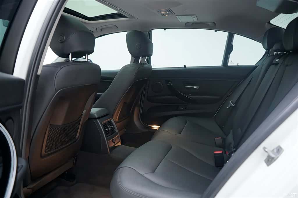 BMW 3 Series, 2017 3