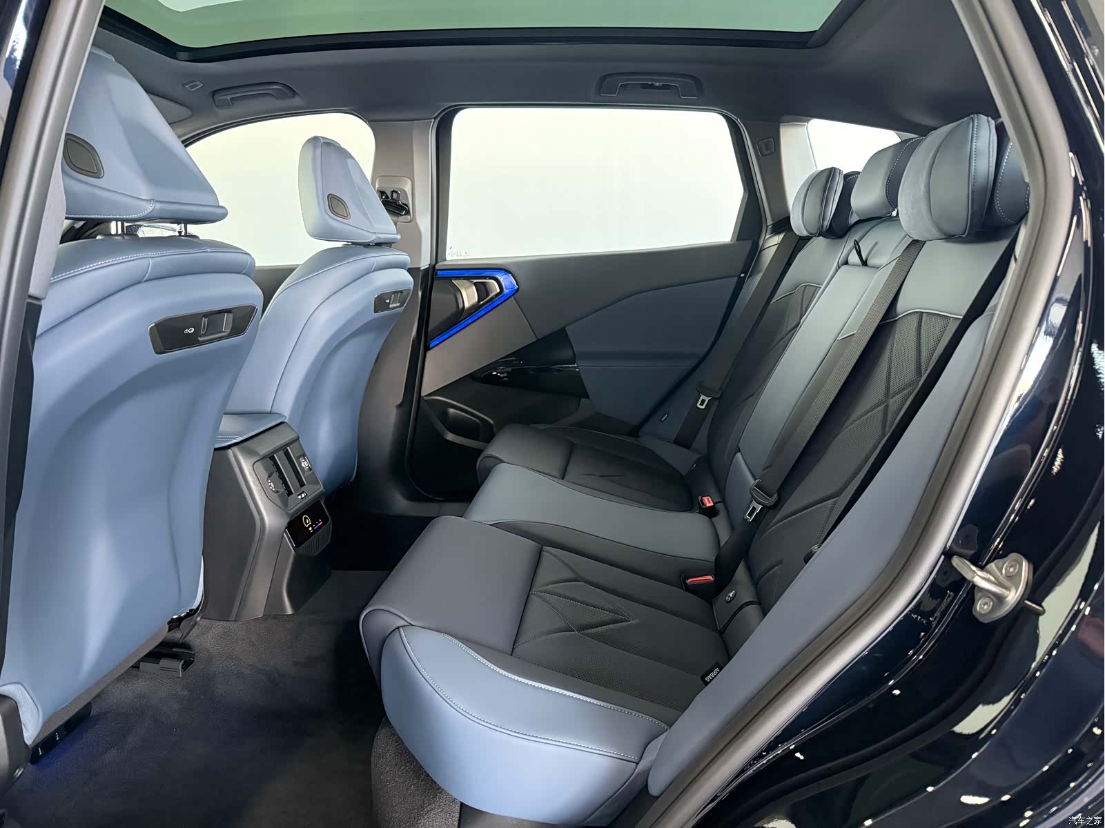 BMW X3, 2025 13