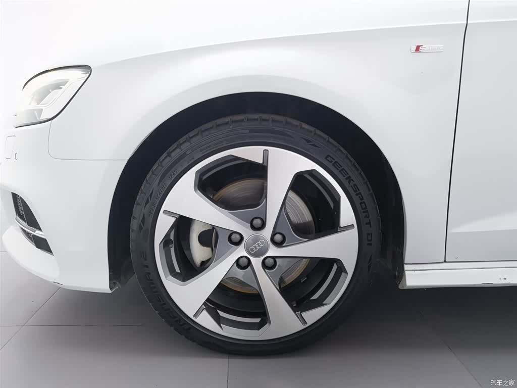 Audi A3, 2019 17