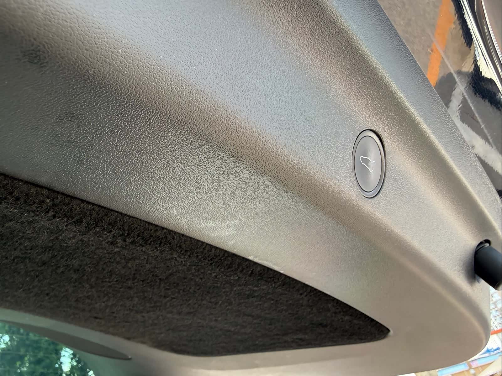 Tesla Model Y, 2023 16