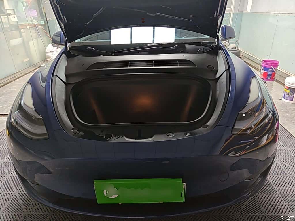 Tesla Model Y, 2023 20