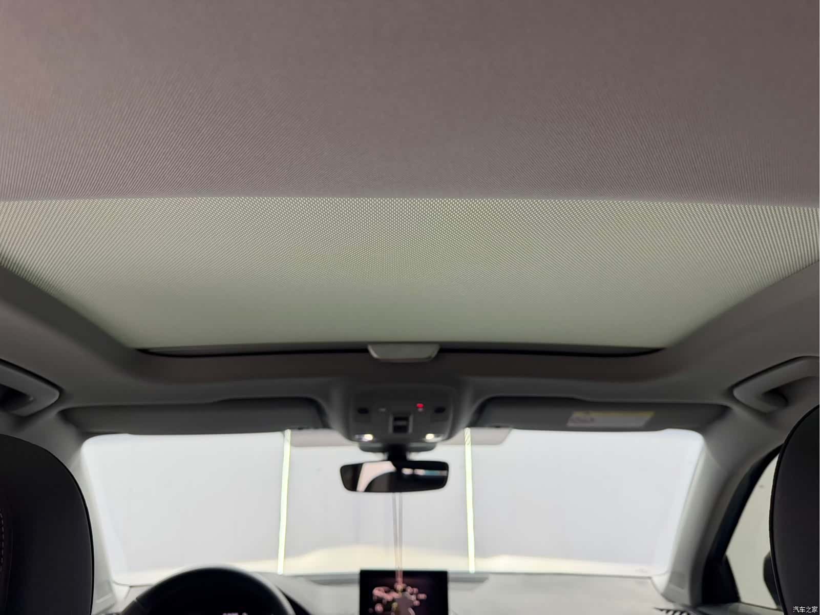 Audi Q2L, 2023 12