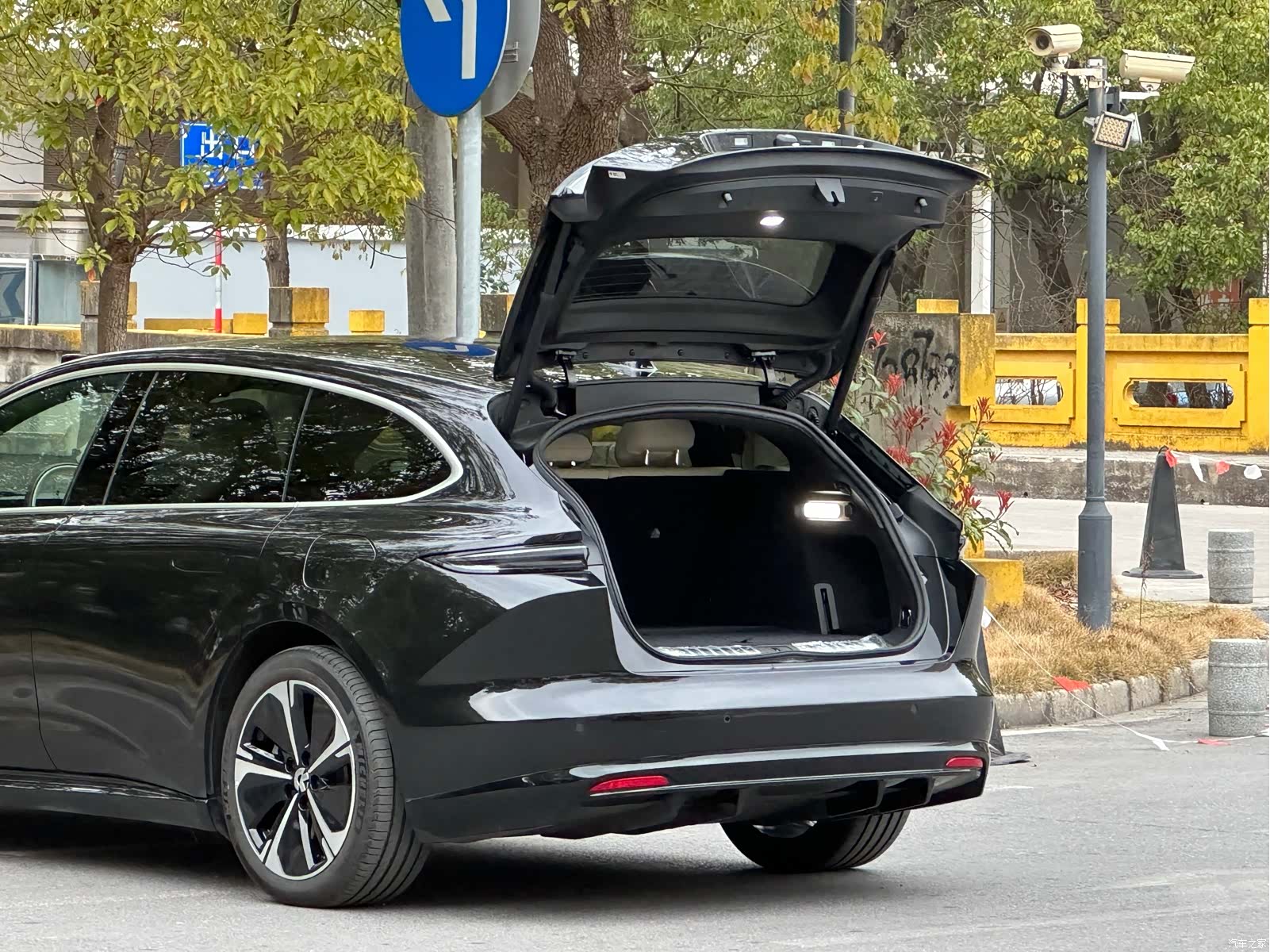 NIO ET5, 2026 все фото