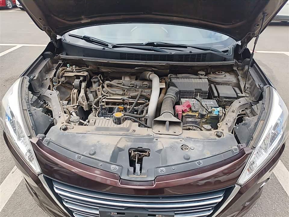 Luxgen Excellent 6 SUV Luxgen Excellent 6 SUV