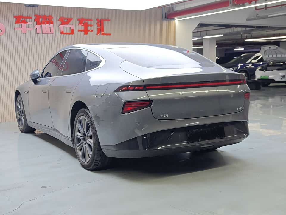 XPENG P7