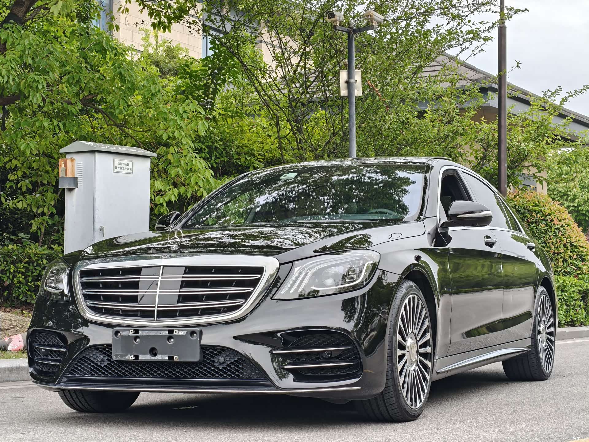Mercedes-Benz S-Class, 2019 1