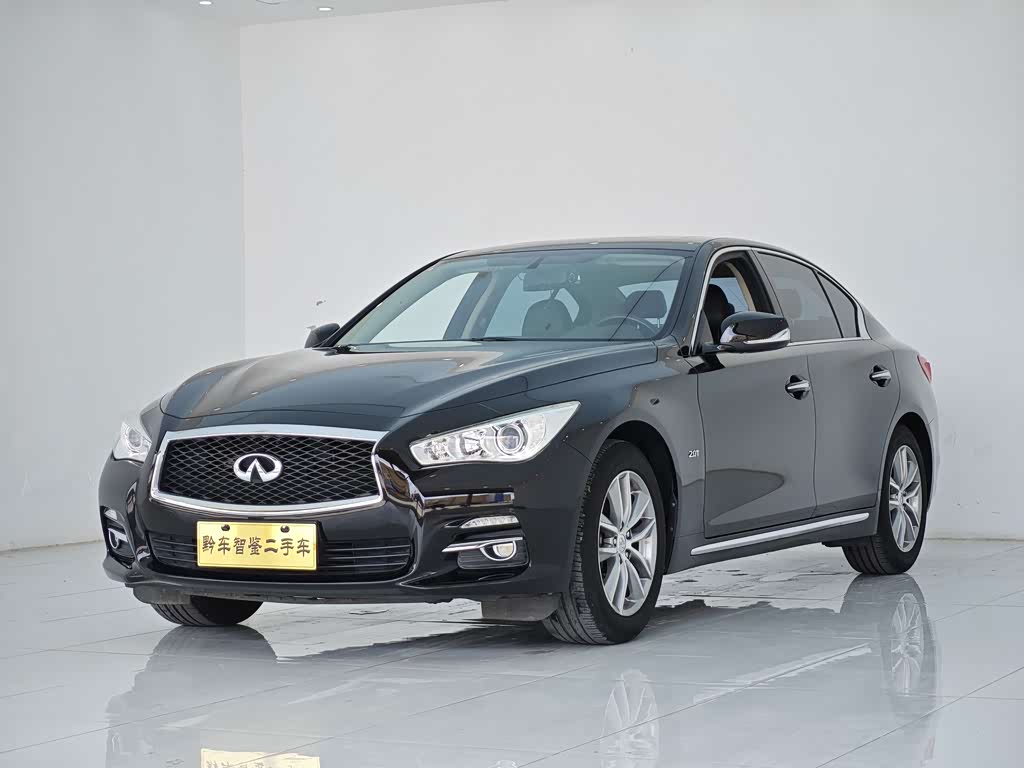 Infiniti Q50L