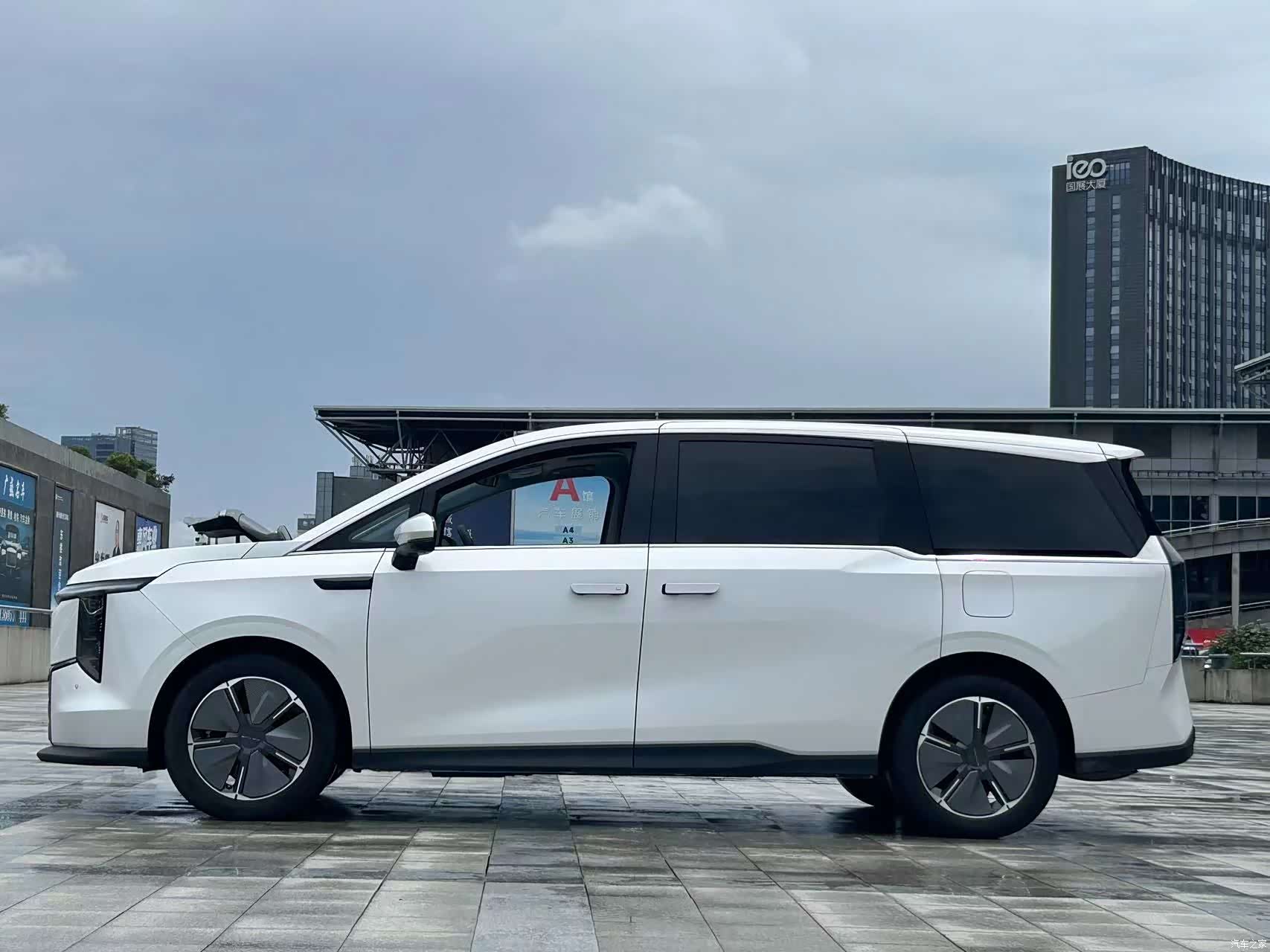 Maxus 7, 2024 18