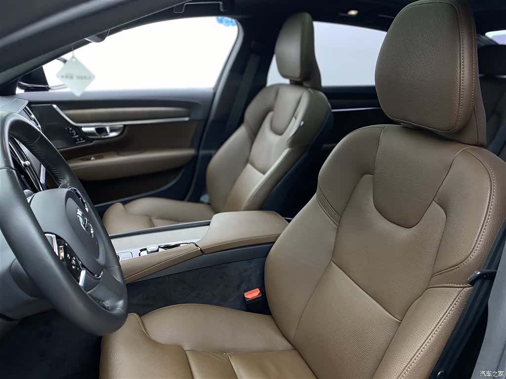 Volvo S90, 2022 25