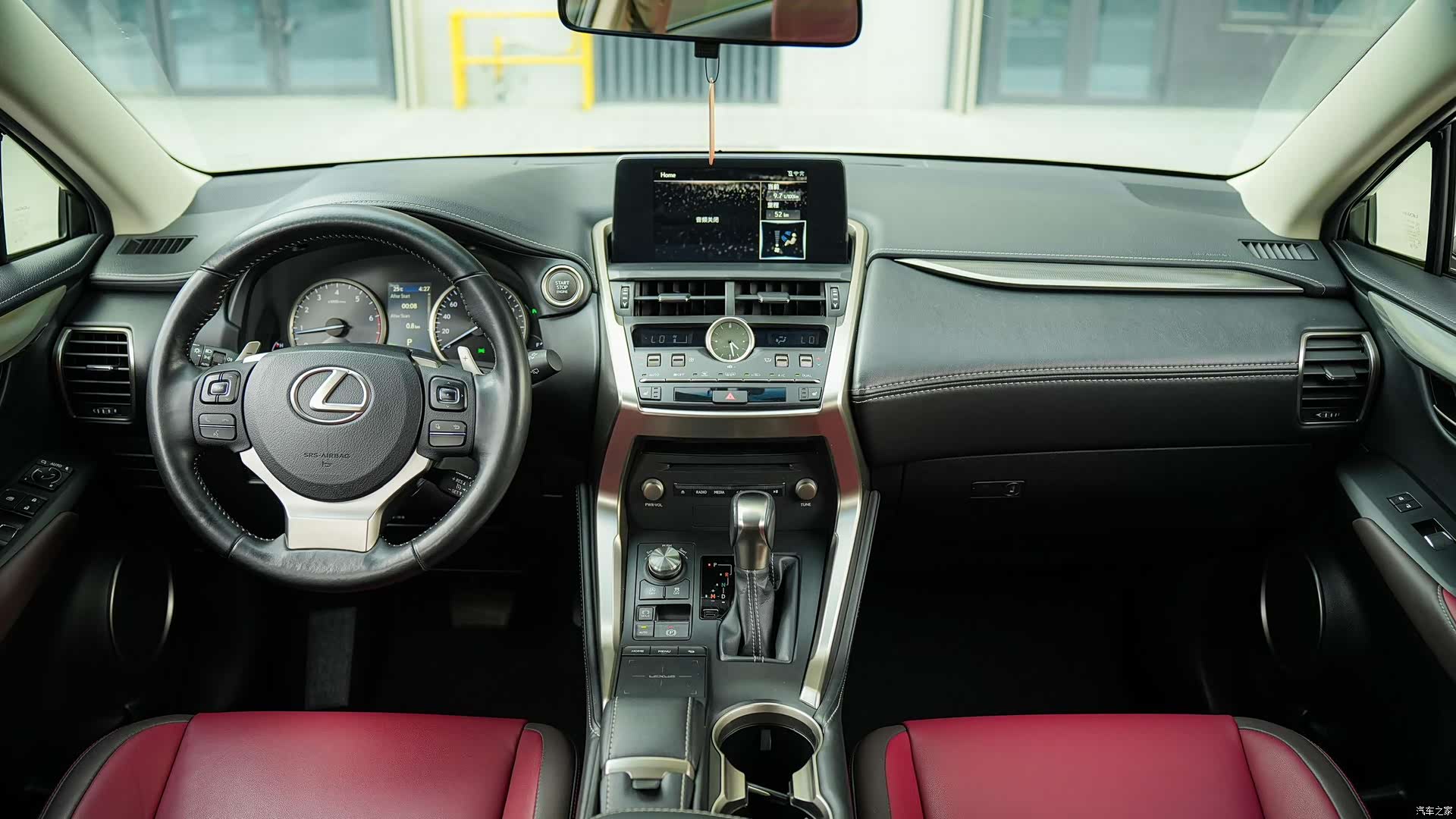Lexus NX, 2018 15