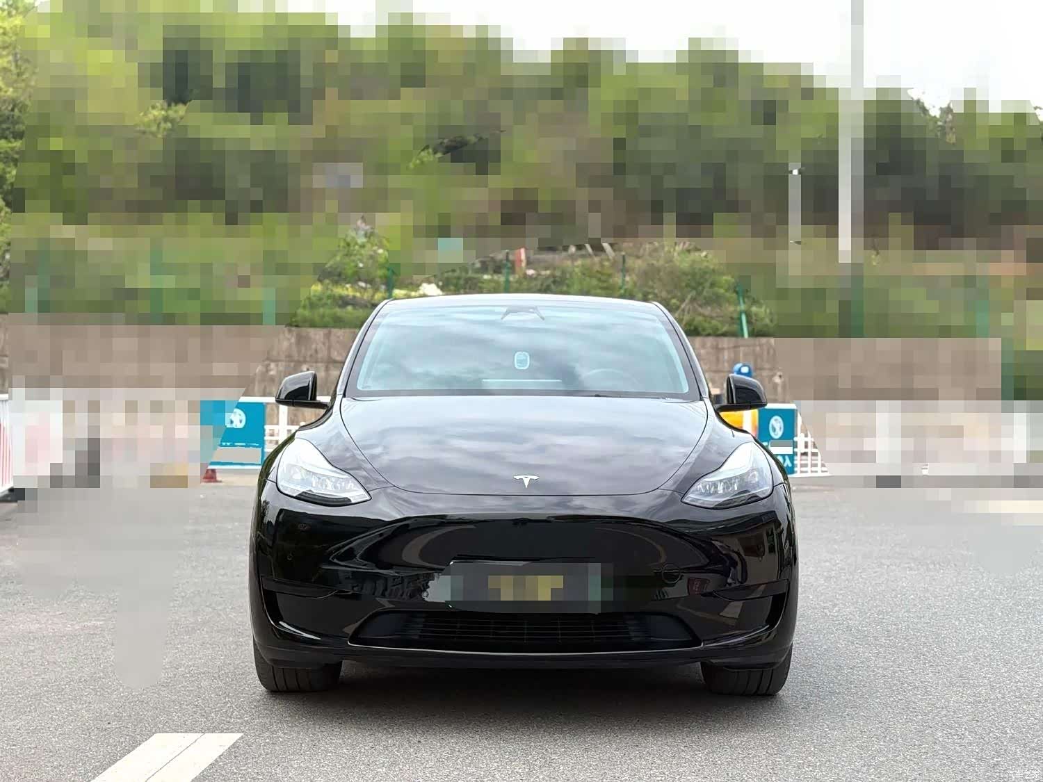 Tesla Model Y, 2023 2