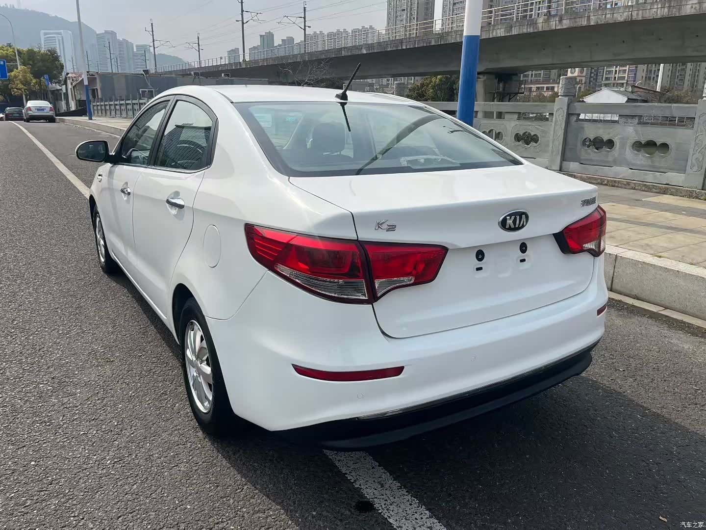 Kia K2, 2015 9
