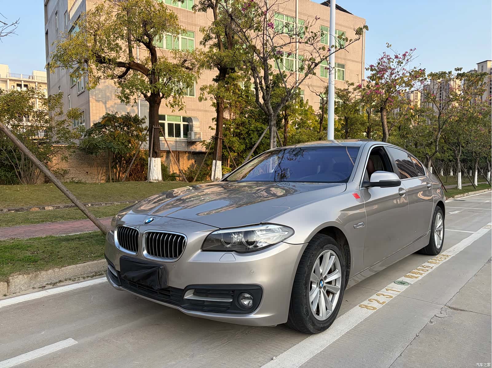 BMW 5 Series, 2016 1