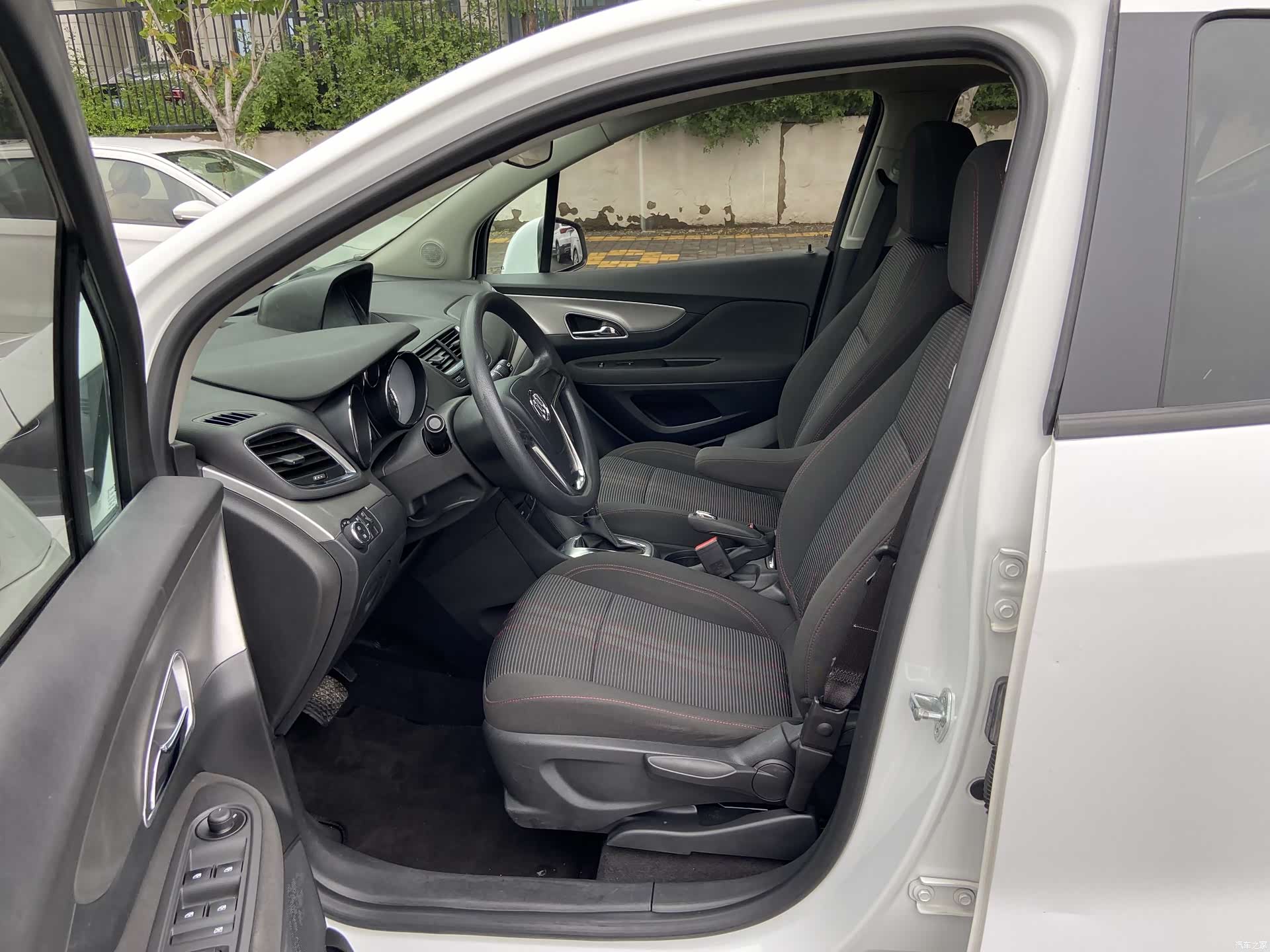 Buick Encore, 2015 7