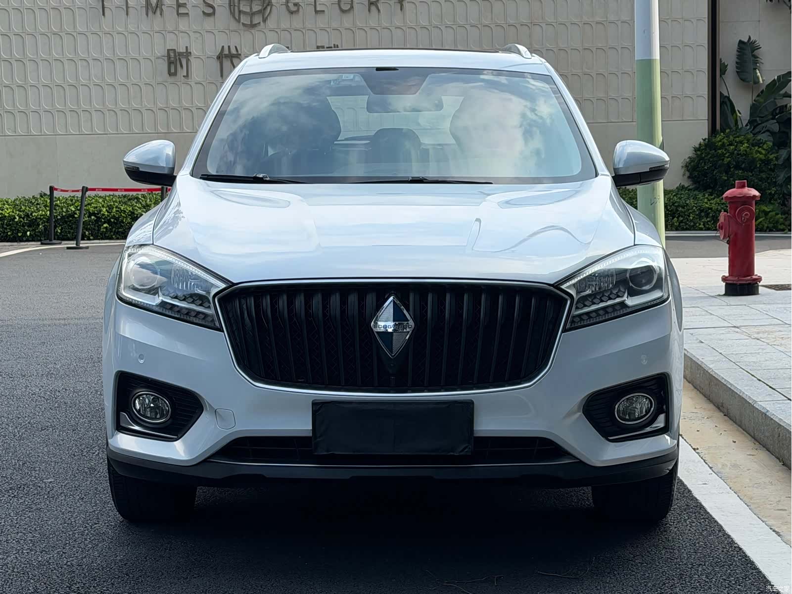 Borgward BX7, 2016 2