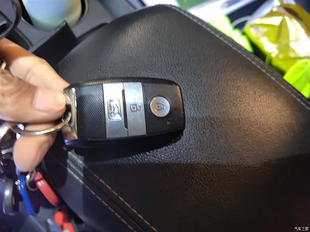 Kia KX5, 2016 12