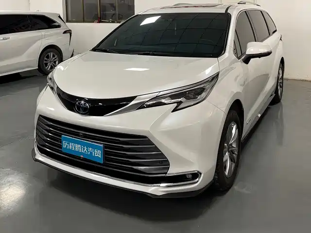 Toyota SIENNA 2022 — купить из Китая под заказ