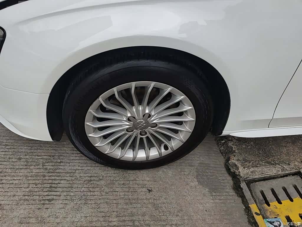 Audi A4L, 2015 23