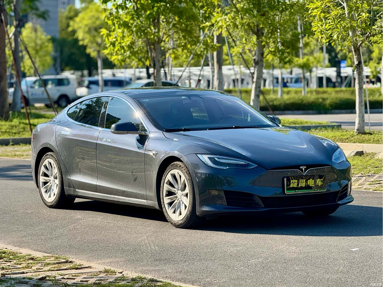 Tesla Model S, 2017 3