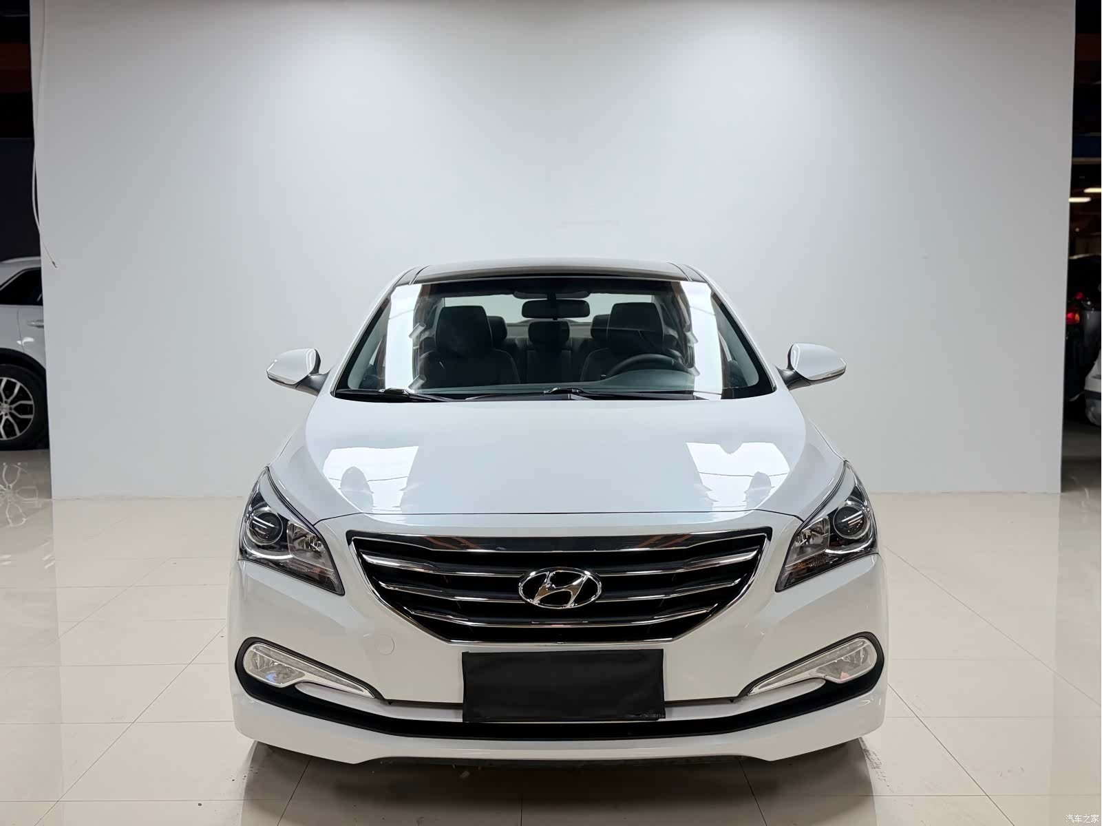 Hyundai GLS, 2016 3