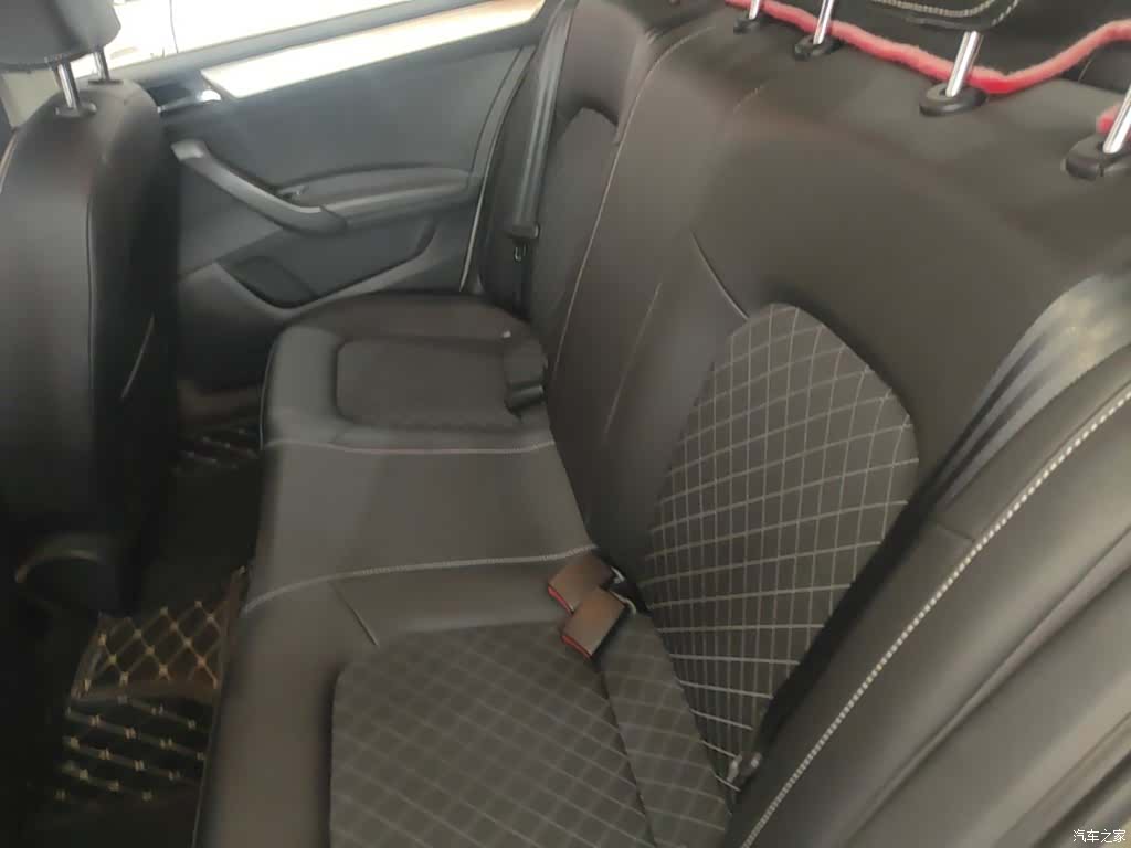 Skoda Rapid, 2018 15