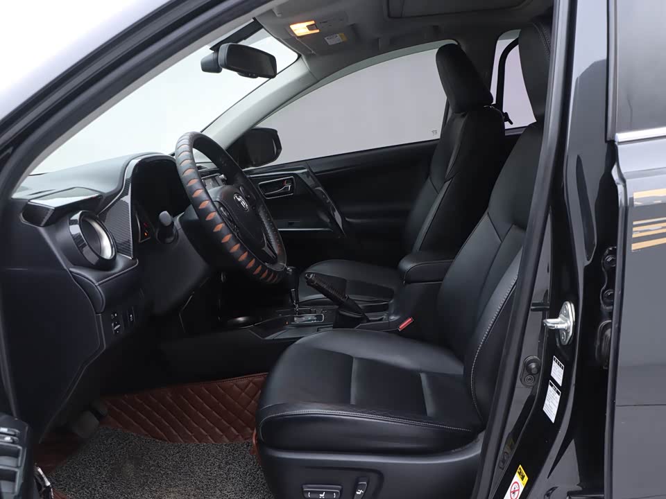 Toyota RAV4 Rongfang