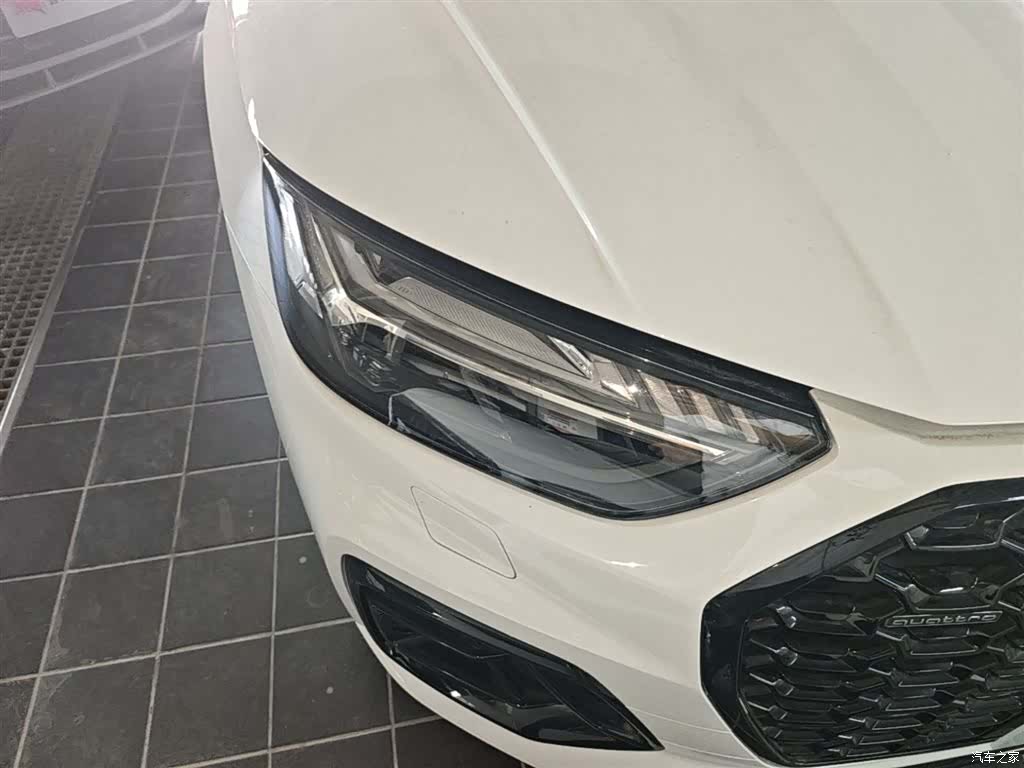 Audi Q5L, 2022 13