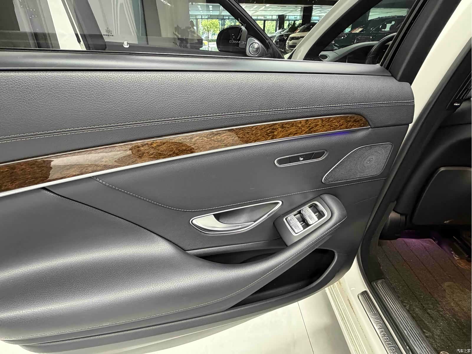 Mercedes-Benz S-Class, 2015 9