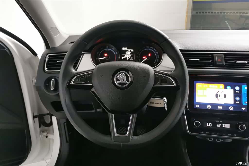 Skoda Rapid, 2021 15