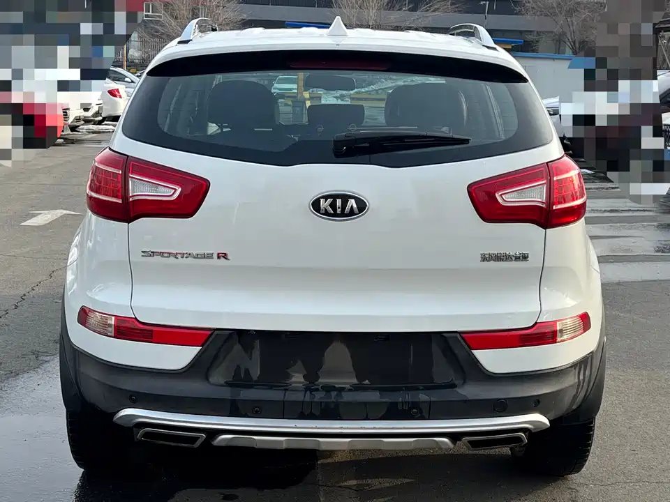 Kia Smart running