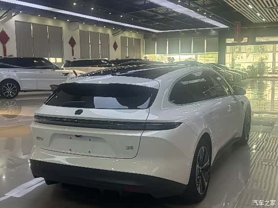 NIO ET5, 2025 11