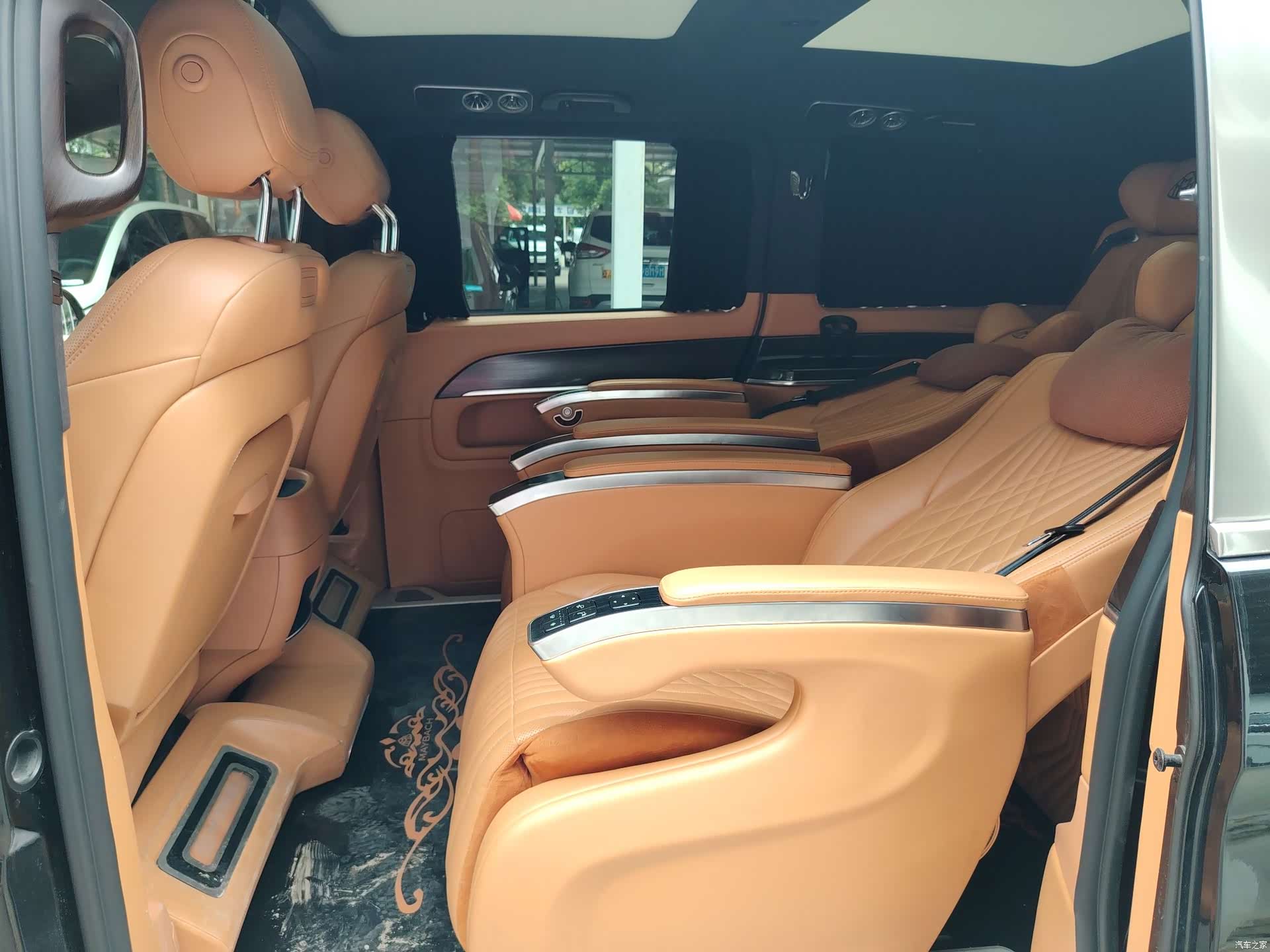 Mercedes-Benz V-Class, 2022 12