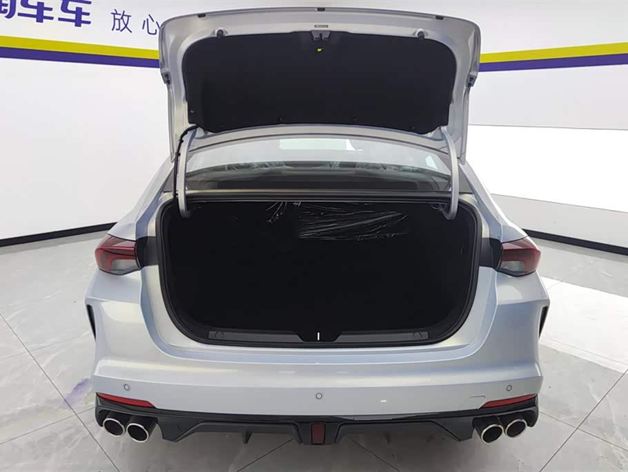 Trumpchi Shadow Leopard