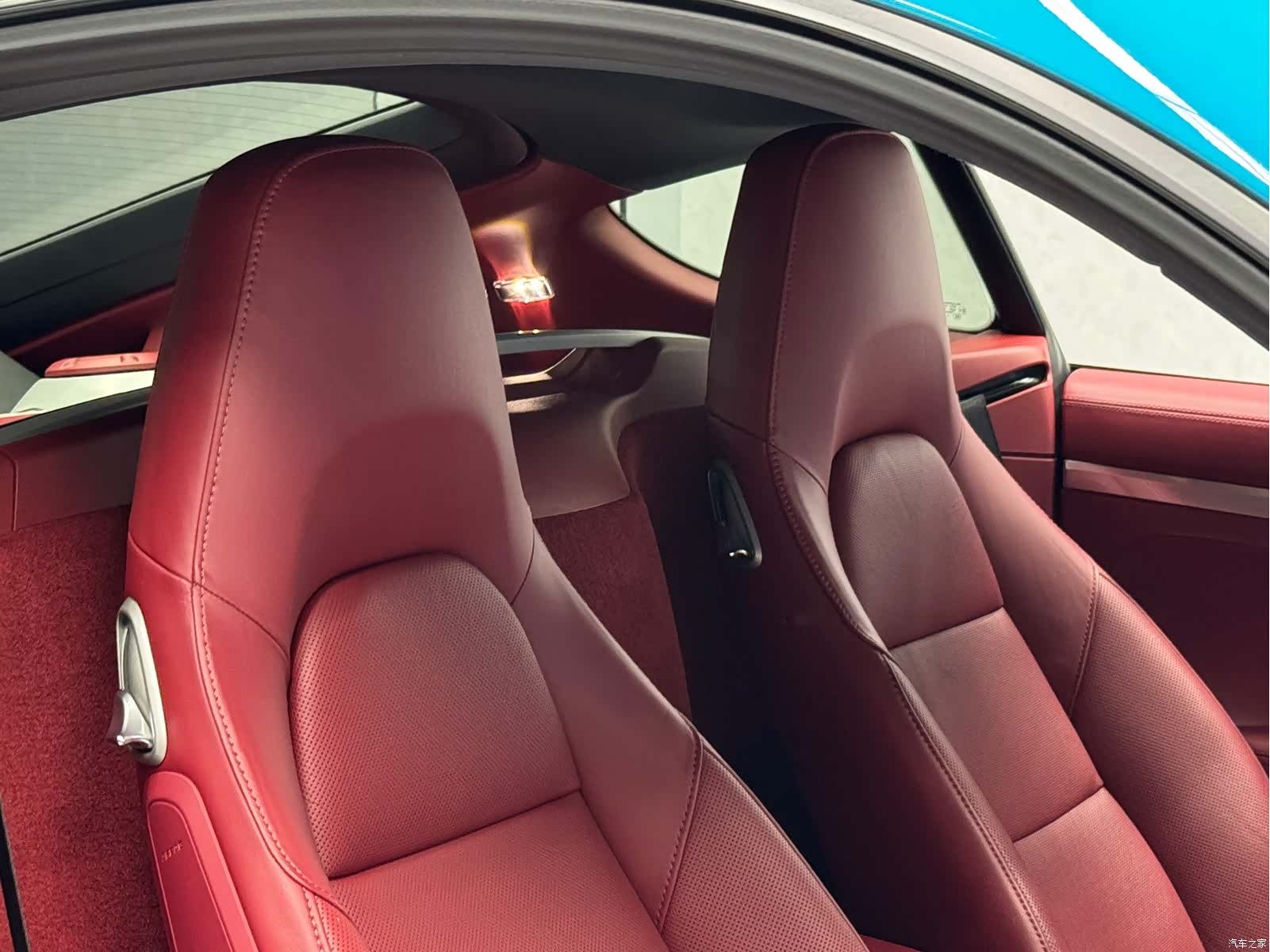 Porsche Cayman, 2019 22
