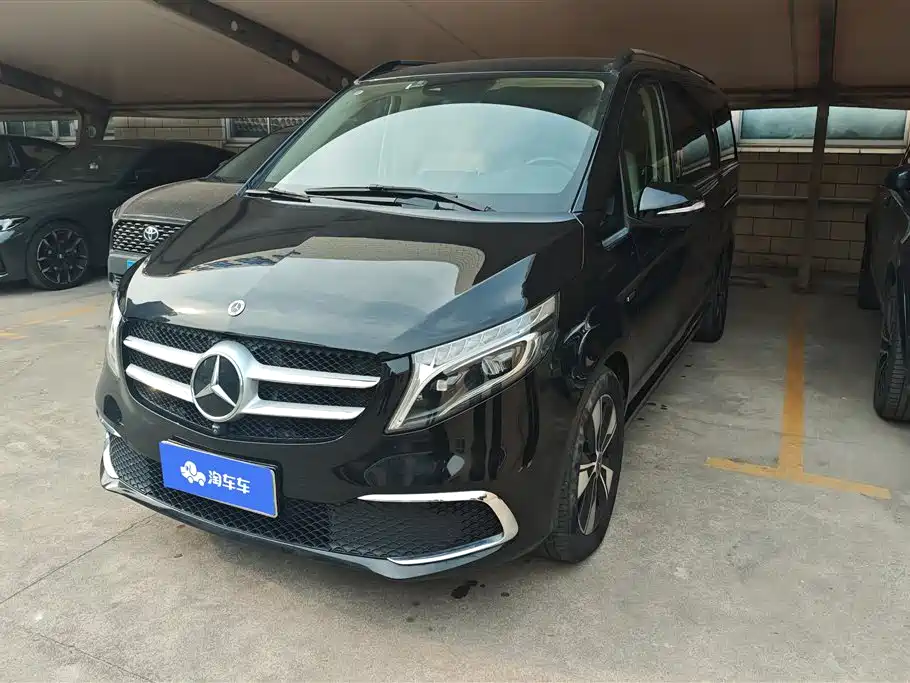 Mercedes-Benz V-class